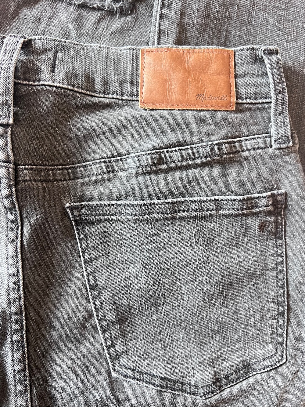 Madewell Gray Black Distressed Skinny Jeans 9” High-Rise Size 27 T